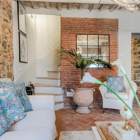Iole Holiday home Capannori