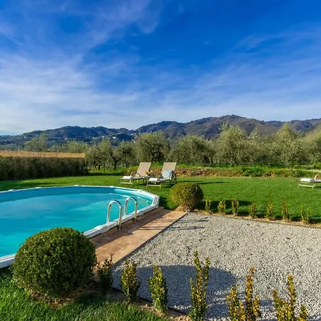 Iole Holiday home