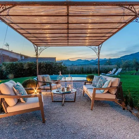Iole Holiday home *