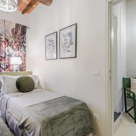 Iole Semesterbostad *